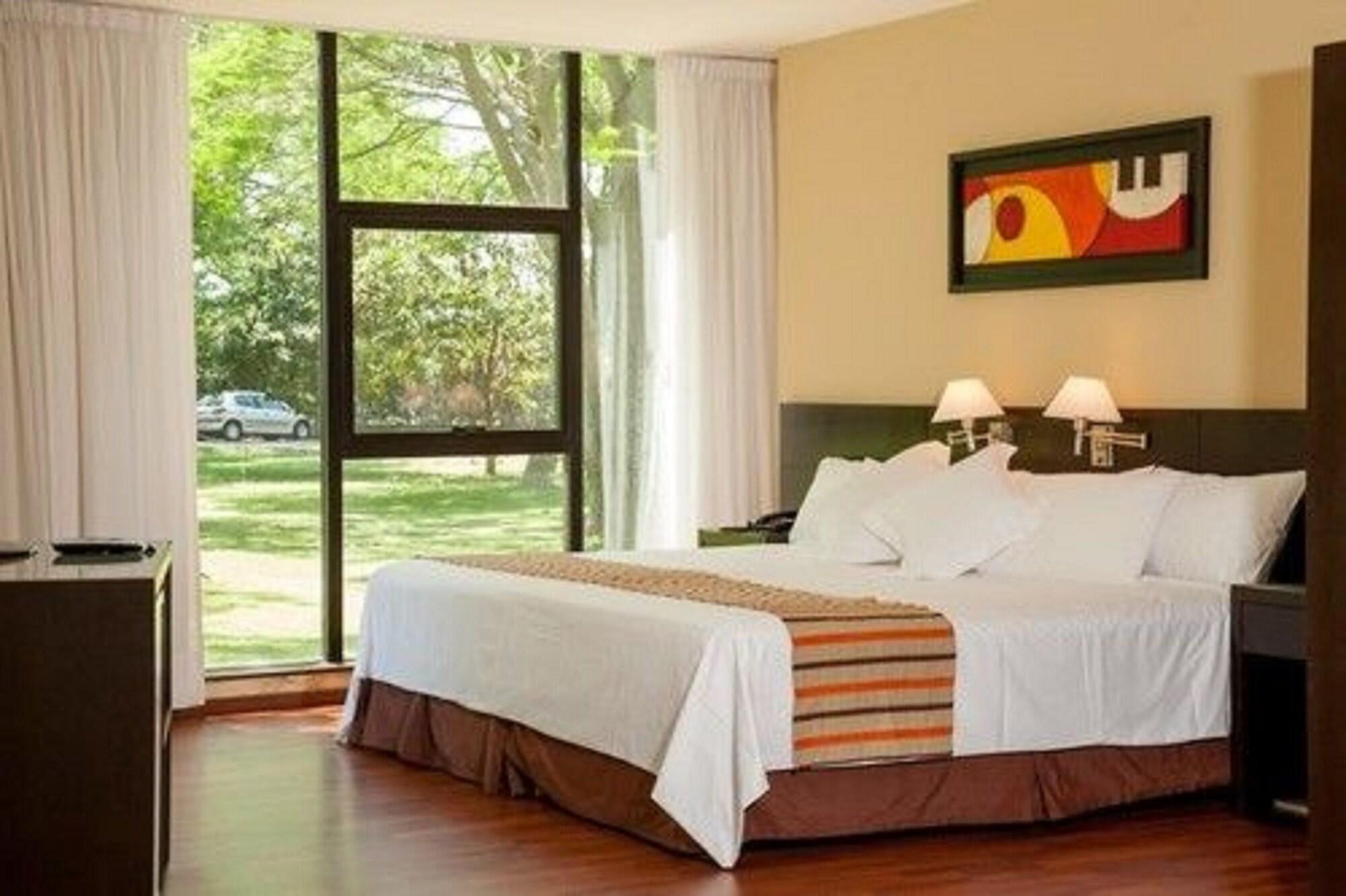 Colon Hotel De Campo Resort & Spa Санта Фе Екстериор снимка