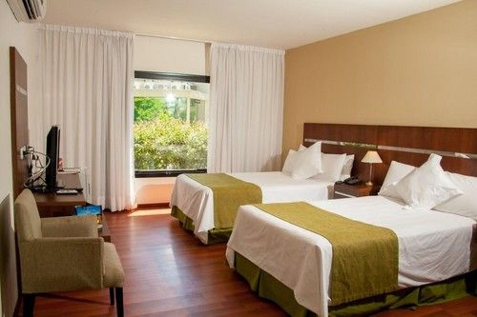 Colon Hotel De Campo Resort & Spa Санта Фе Екстериор снимка